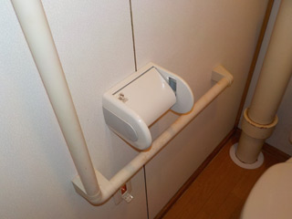 トイレットペーパーホルダー周辺のアフター