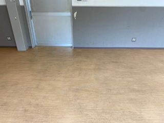 倉庫入口ドア前のアフター