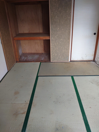 部屋２押入れのアフター