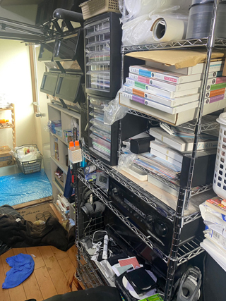 部屋奥右手ビフォア