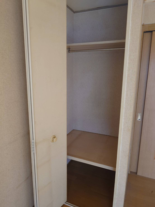 部屋クローゼットのビフォア
