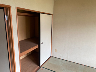 部屋１から２入口左手のアフター
