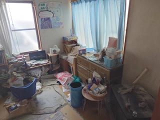 部屋１のビフォア