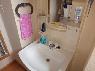 洗面台のビフォア