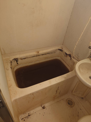 浴槽のビフォア