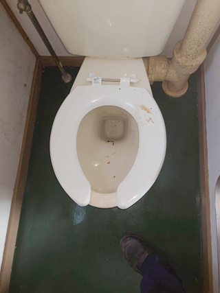 トイレのビフォア