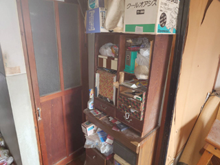 トイレ前のビフォア