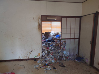 キッチンから部屋1のアフター