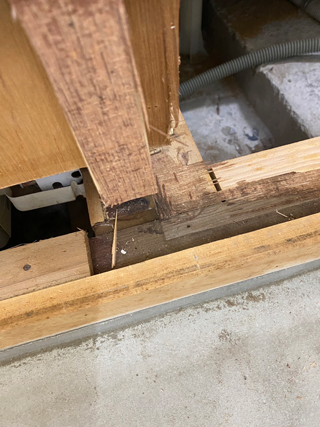 柱撤去後の横柱汚染