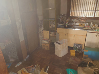 １軒目キッチンのビフォア