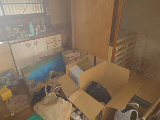 １軒目キッチンのビフォア