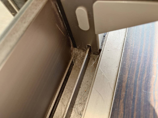 窓サッシのビフォア