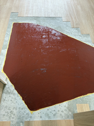 亡くなった箇所のビフォア、床撤去後、アフター