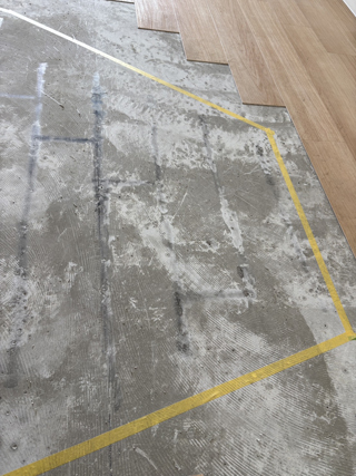 亡くなった箇所の床撤去後