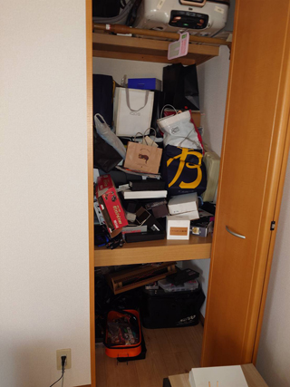 部屋１押し入れのビフォアアフター