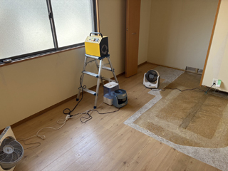 オゾン脱臭風景