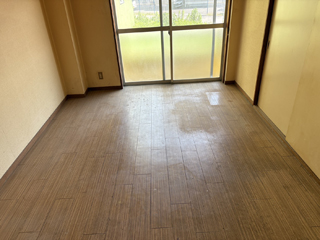 部屋３のビフォア、撤去後、アフター