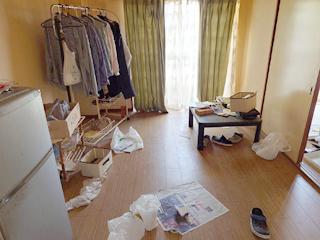 部屋３のビフォア、撤去後、アフター