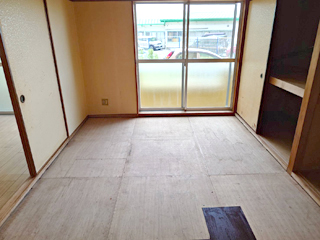 お亡くなりになった部屋２のビフォア、撤去後、アフター