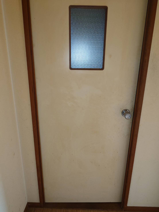 洗面入口戸のビフォアアフター