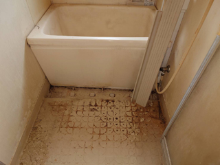 浴室ビフォア、撤去後、アフター