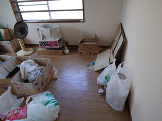 部屋１ビフォア、撤去後、アフター