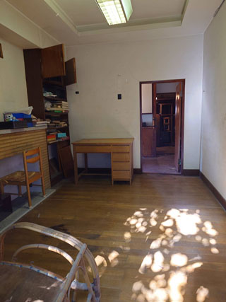 部屋１奥からのビフォアアフター