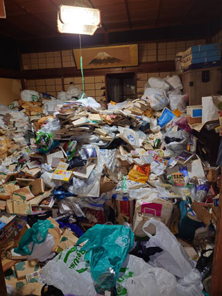 部屋２のビフォア、途中、アフター