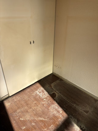 クローゼット前のビフォアアフター
