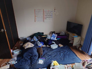 部屋左手のビフォアアフター