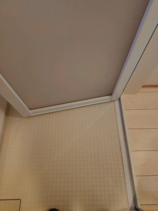 浴室扉下部のビフォアアフター